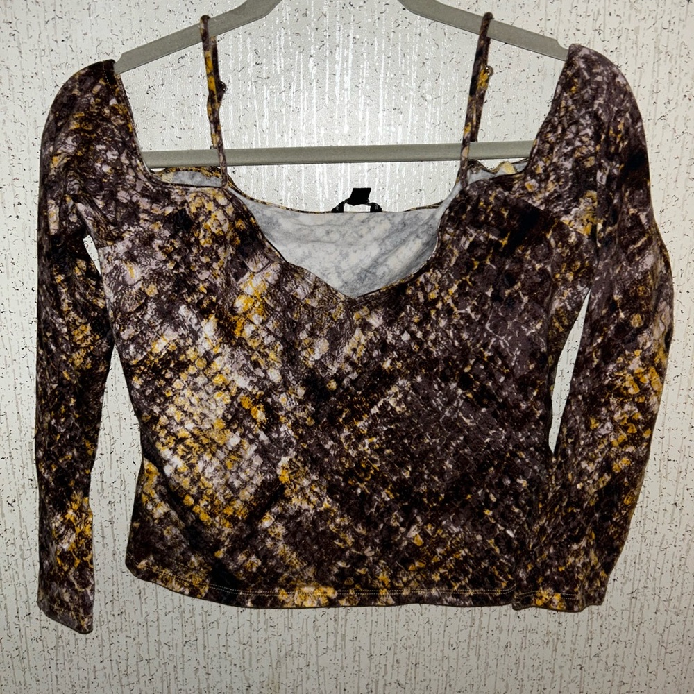GUESS long sleeve shirt